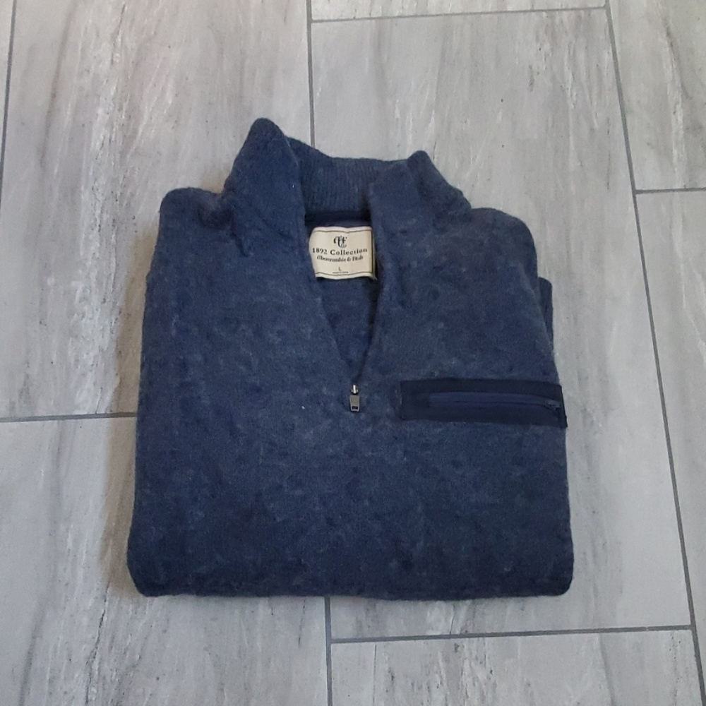 Mens sweater